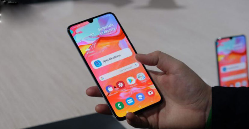 Samsung Galaxy A70 Feature Review